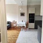 Park View, Close To River, Ac, Bauhaus Vibe, 2 Balconies Apartament *