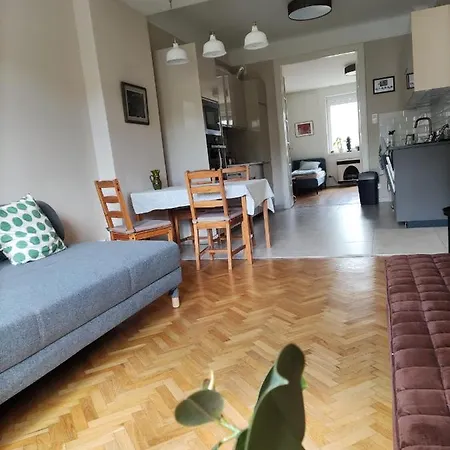 Lejlighed Park View, Close To River, Ac, Bauhaus Vibe, 2 Balconies Budapest